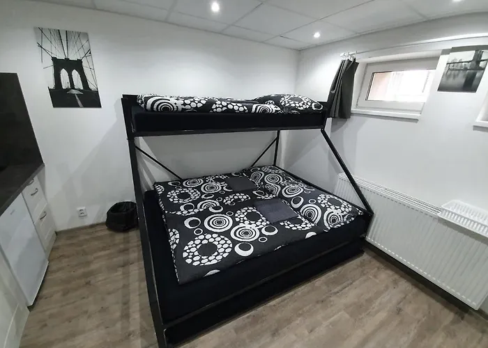 Small Apartments Denisa Business
