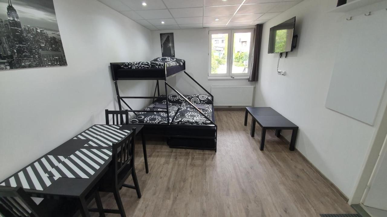Apartment Small Denisa Business