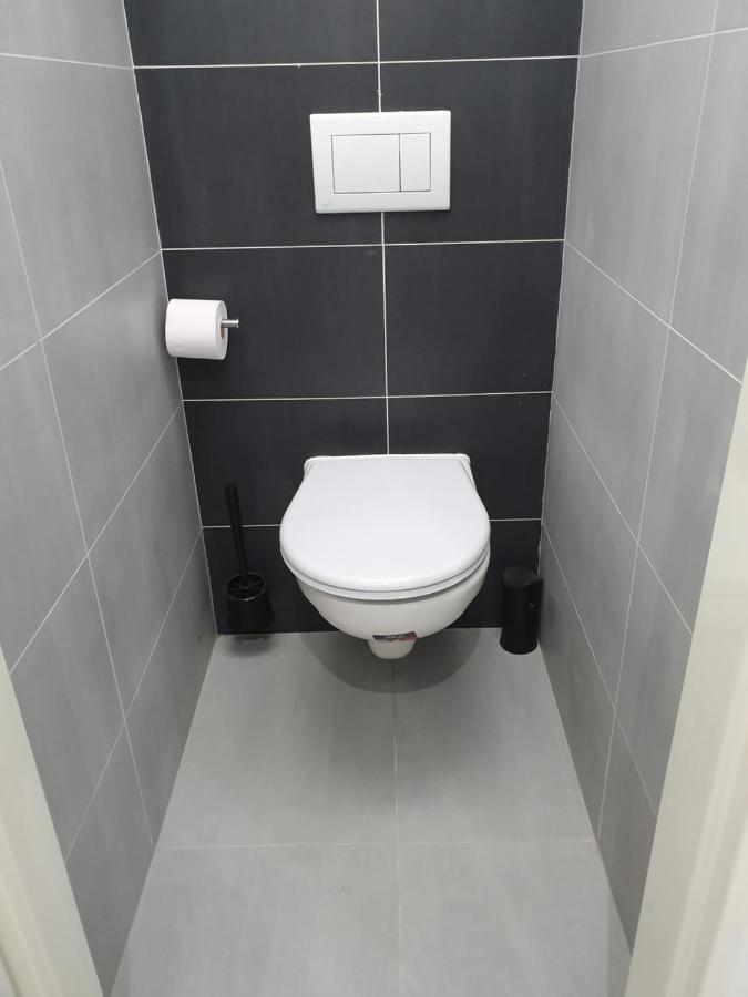 Small Denisa Business Apartment *