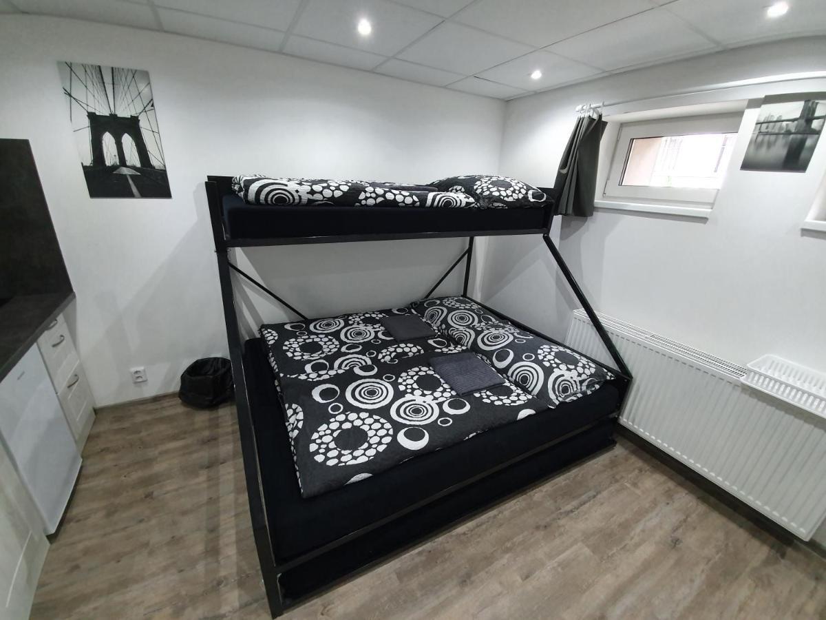 Apartment Small Denisa Business *